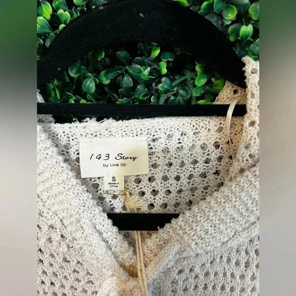 143 Story Knitted Sweater - Small NWT - Picture 5 of 10